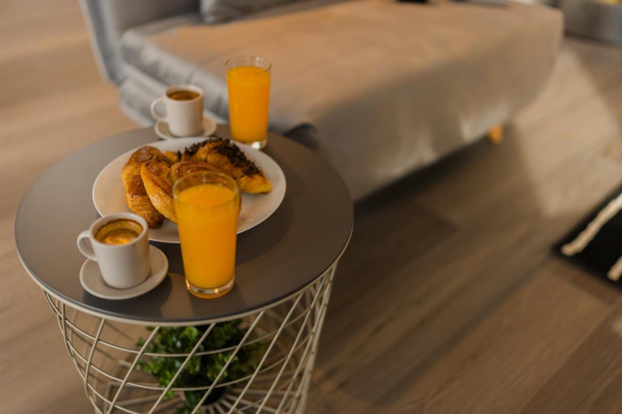 Penthouse With Huge Rooftop Terrace & City View بوخارست المظهر الخارجي الصورة