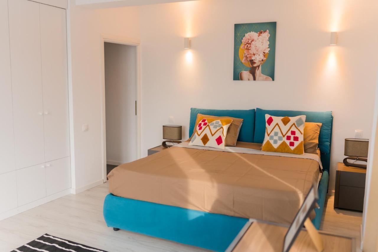 Penthouse With Huge Rooftop Terrace & City View بوخارست المظهر الخارجي الصورة