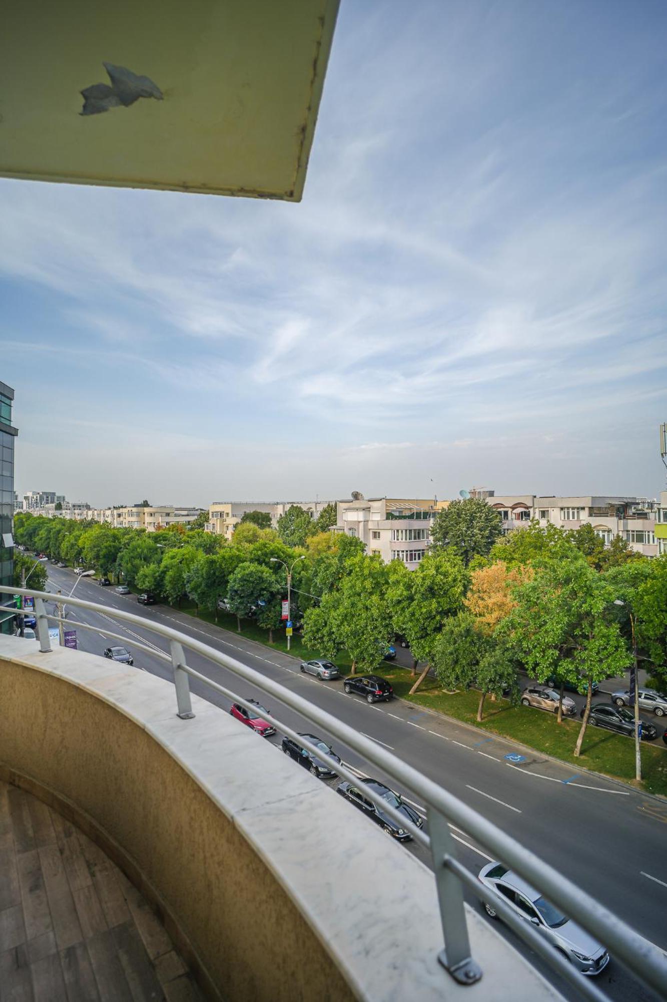 Penthouse With Huge Rooftop Terrace & City View بوخارست المظهر الخارجي الصورة