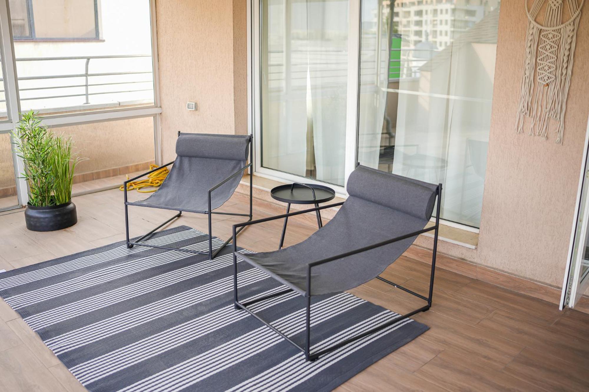 Penthouse With Huge Rooftop Terrace & City View بوخارست المظهر الخارجي الصورة