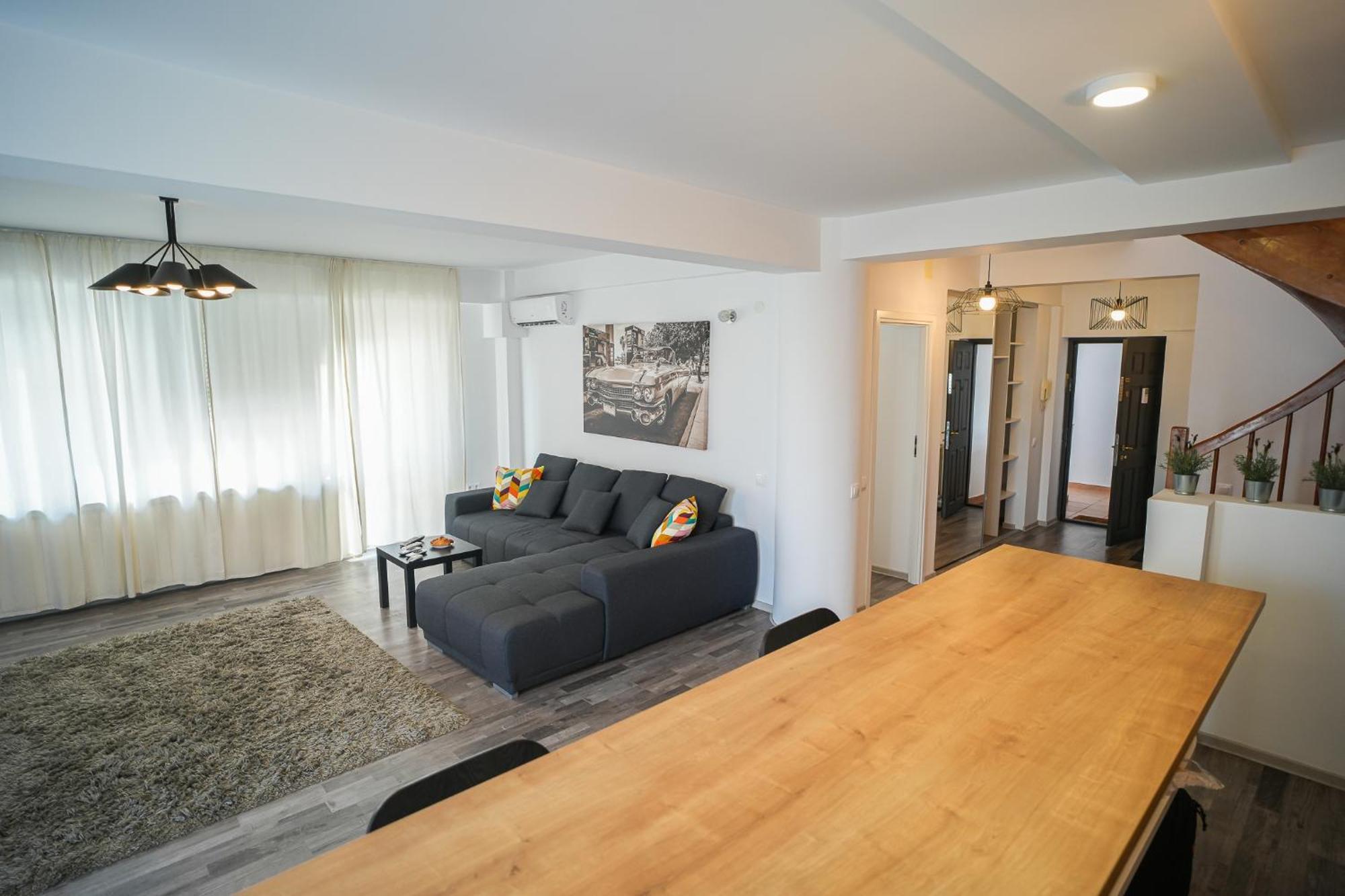 Penthouse With Huge Rooftop Terrace & City View بوخارست المظهر الخارجي الصورة
