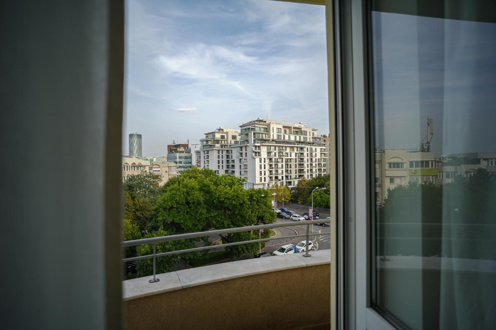 Penthouse With Huge Rooftop Terrace & City View بوخارست المظهر الخارجي الصورة