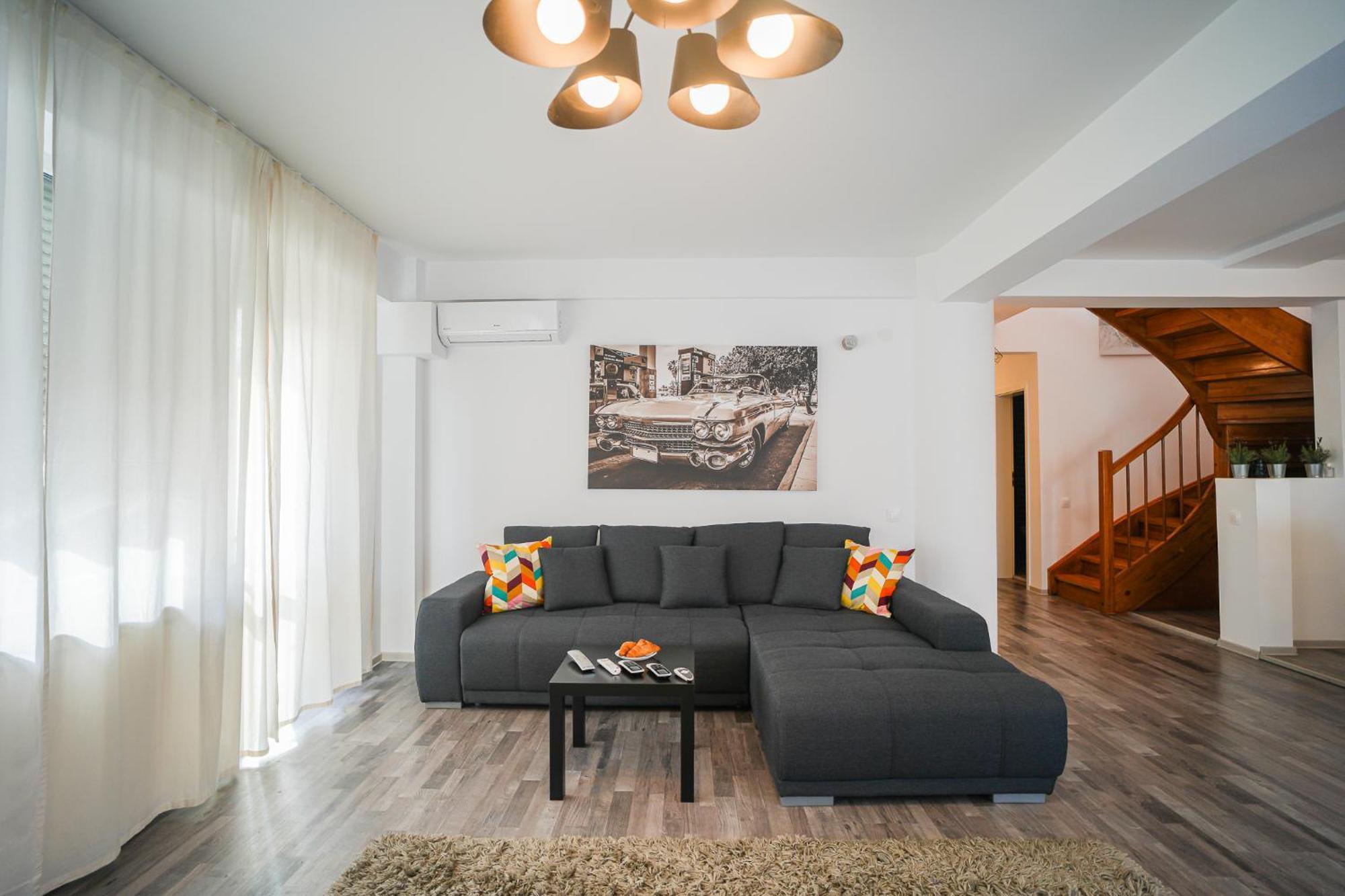 Penthouse With Huge Rooftop Terrace & City View بوخارست المظهر الخارجي الصورة
