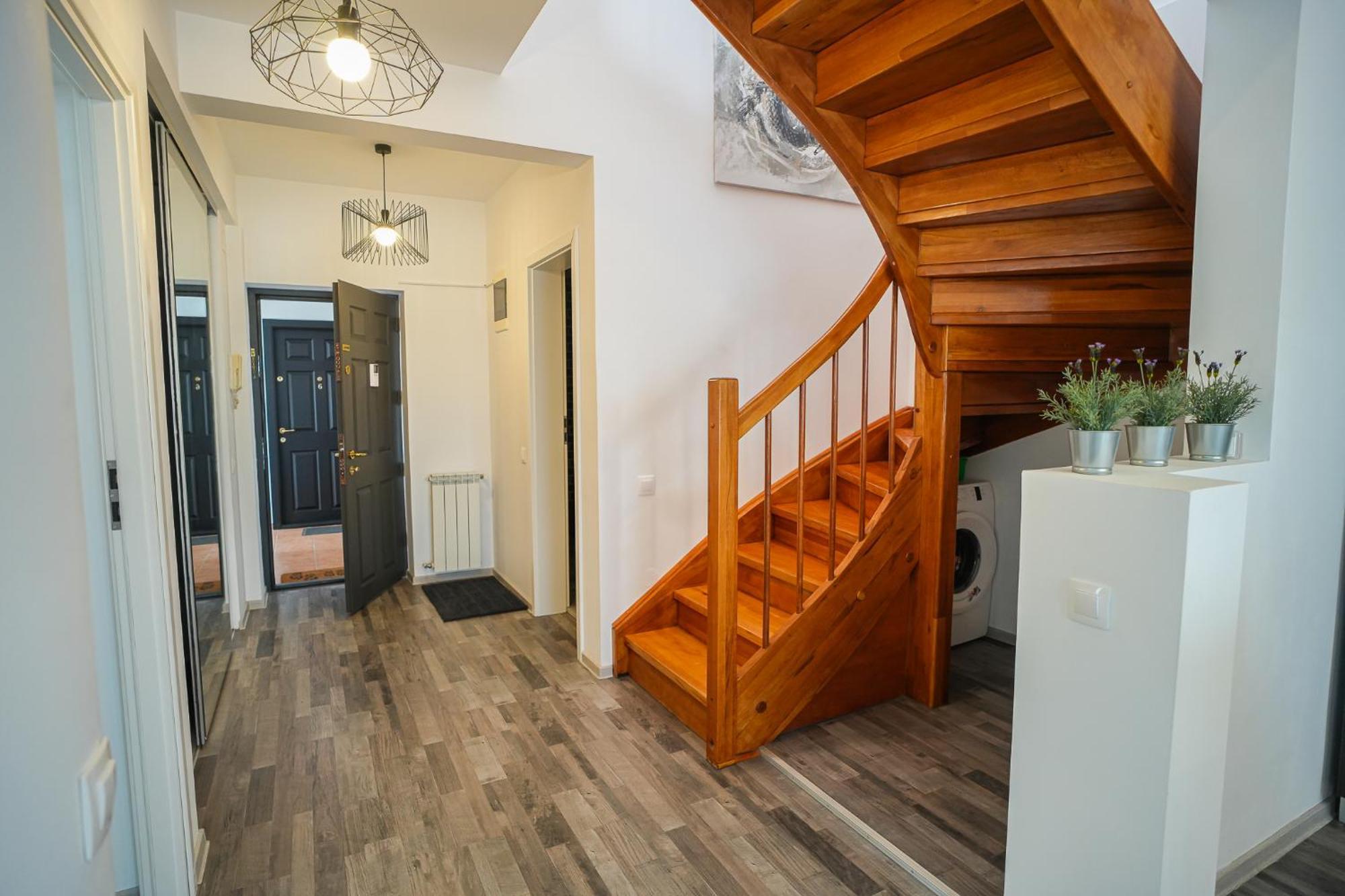 Penthouse With Huge Rooftop Terrace & City View بوخارست المظهر الخارجي الصورة